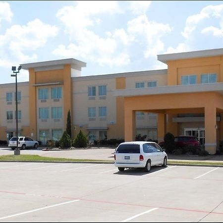 La Quinta Inn And Suites Joshua 外观 照片