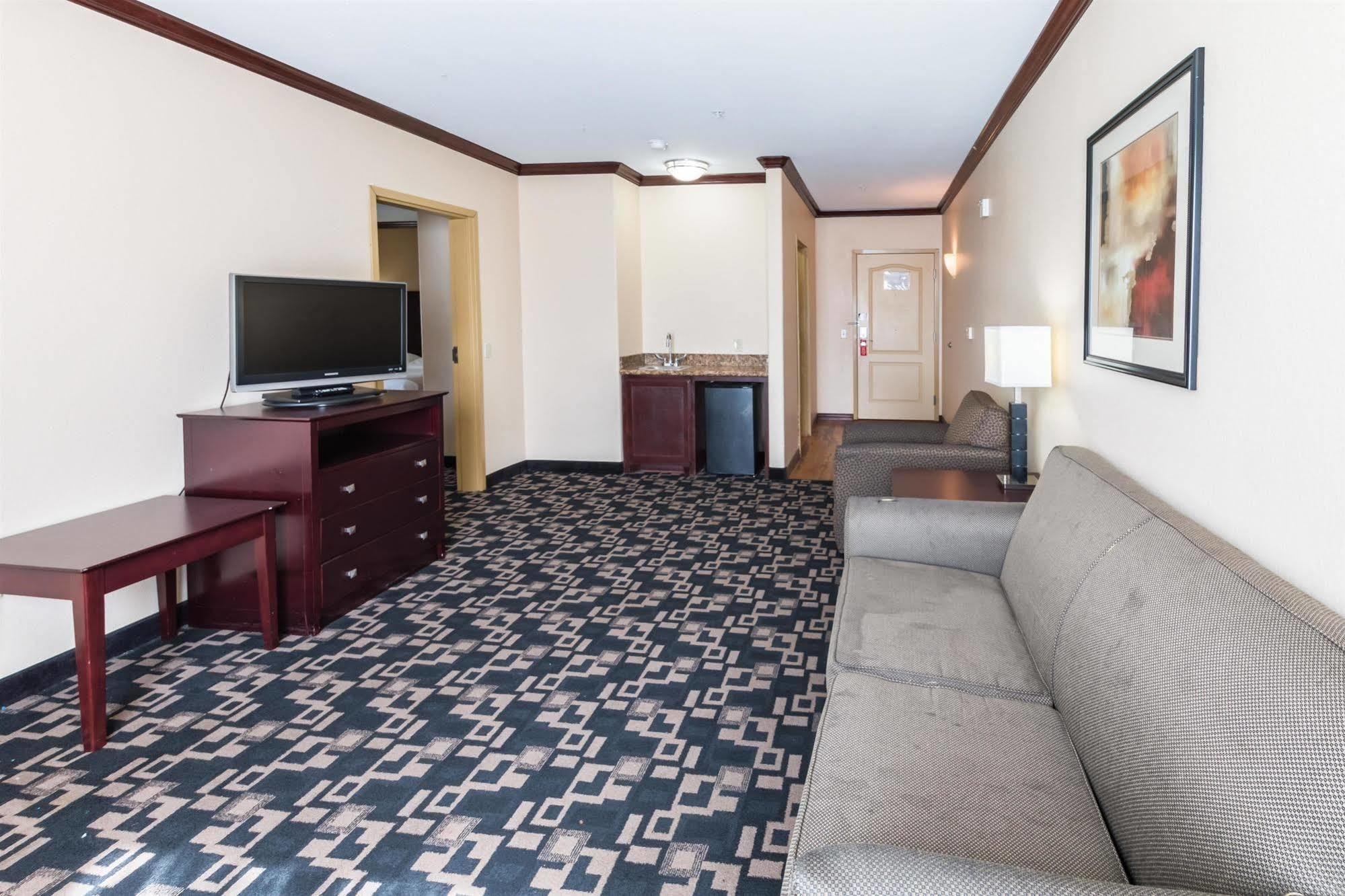 La Quinta Inn And Suites Joshua 外观 照片
